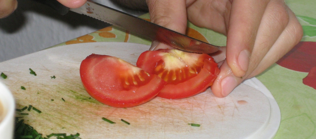 Tomaten schneiden